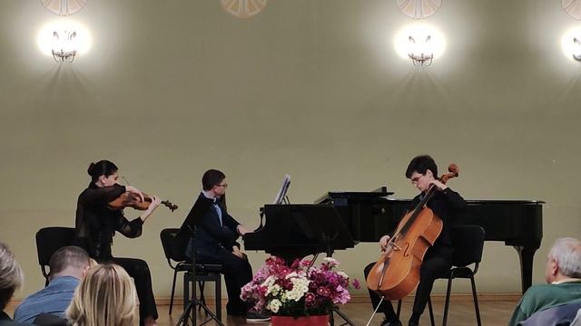 A. Dvorak - Piano Trio No. 4 in E moll ,,Dumky", Op. 90 (VI movement)