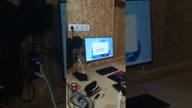 Геннадий Харитонов сделал очередную партию часов с обратным ходом. 26.11.22