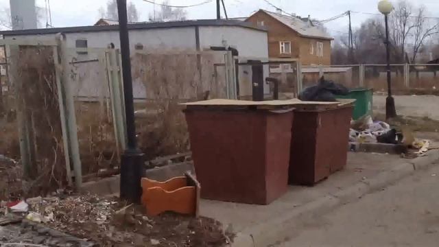 Ханты-Мансийск... Мусор...