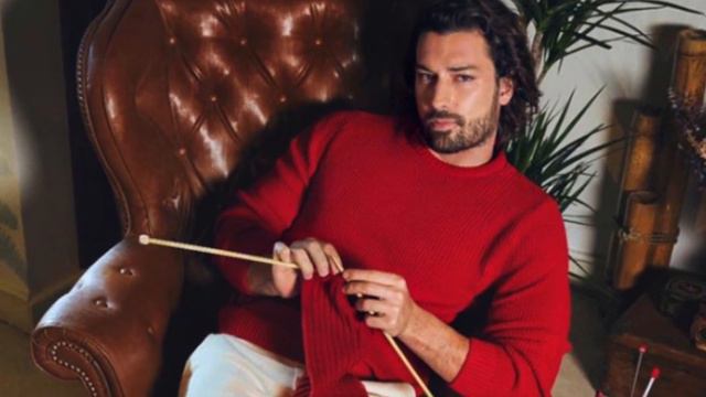 Hazal Subasi and Alp Navruz are in love