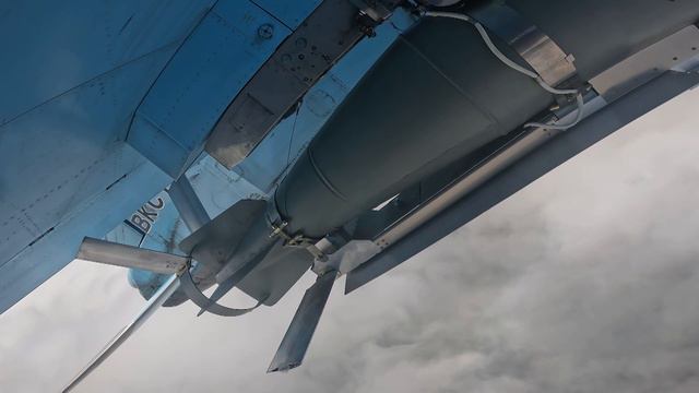 Экипажи самолетов Су-34 нанесли удар ФАБ 500 по подразделениям ВСУ в зоне проведения СВО