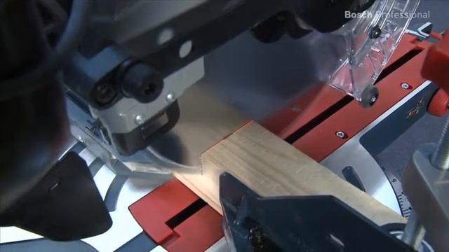 Торцовочная пила Bosch GCM 12 GDL
