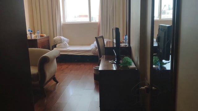 Room Tour Hotel Trianon Abu Dhabi 🇦🇪 | SeamanVlog