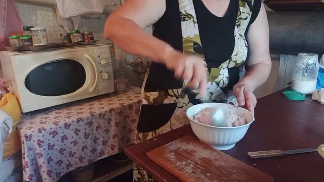 Суп с фрикадельками.