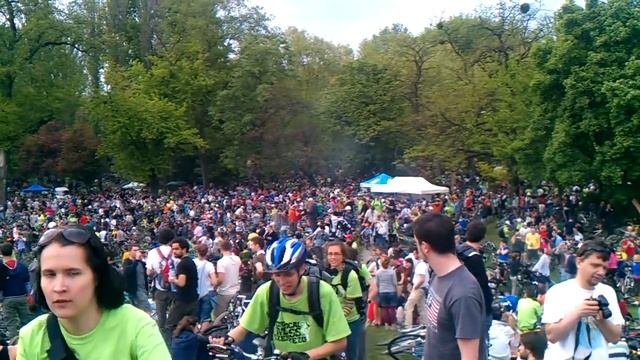CO2FF - CRITICAL MASS 2011.04.30