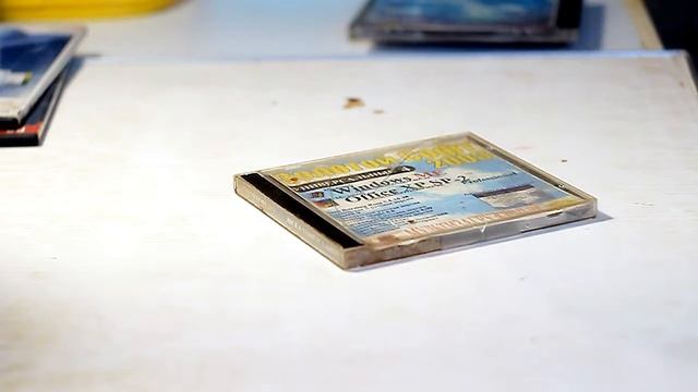 достал  Ретро диски из погребка