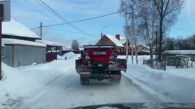 Пескоразбрасыватель КОМАНДОР российского производства