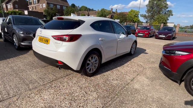 NA16KWW - Mazda Mazda3 2.0 SKYACTIV-G SE-L Nav Auto Euro 5 (s/s) 5dr