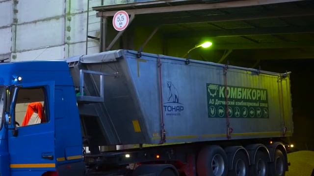 Обзор полуприцепа зерновоза Тонар - 9523 c алюминиевым кузовом  МИРавтотехники