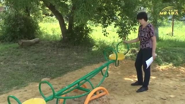 Детская площадка. Красный Яр.