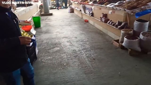 Базар Ташкента Купила ГОЛУБУЮ ГЛИНУ и КУРТ?