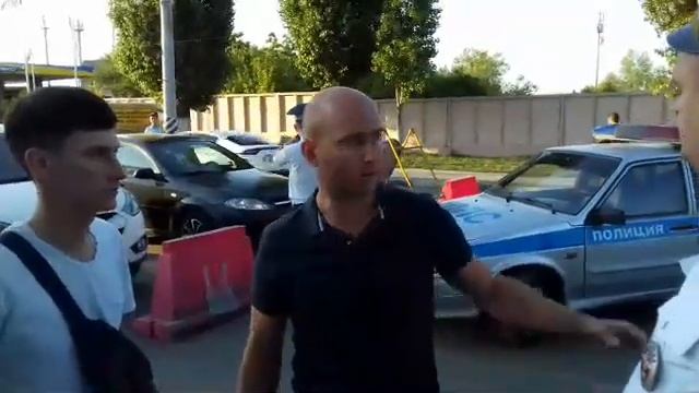 Полицейские не пускают домой жителей Шуровой горы