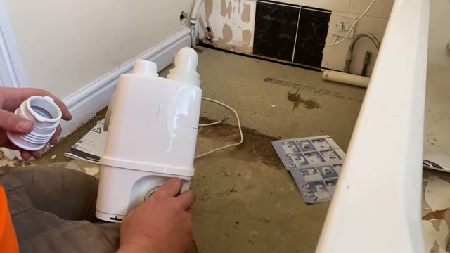 FITTING A TOILET MACERATOR, 1ST FIXING KITCHEN PIPEWORK & MORE FROM THE PLUMBASE LADS