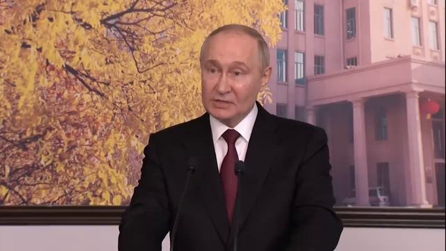 «Пилят сук, на котором сидят!»_ Владимир Путин - о санкциях США против России (720p)