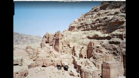 Наследие многих древних цивилизаций Великие останцы красной пустыни пустыня Вади - Рам
