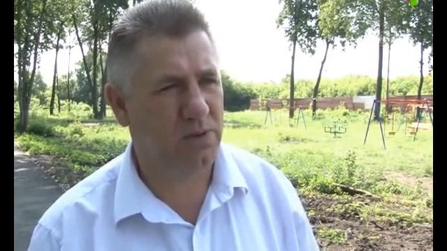 Детские площадки освещение и лавочки