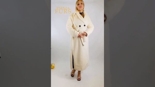 Для заказа +7999-667-9000 пальто из экомеха  с английским воротником