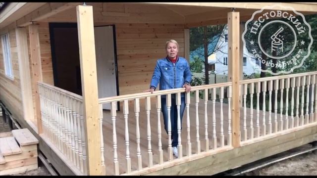 Отзыв Заказчицы о строительстве бани из бруса размером 4 5х10 метров с террасой. Популярный проект