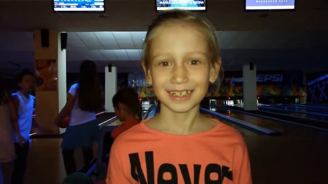 Забиваем Страйки в боулинге Score Strikes in bowling