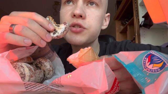 ЕМ ПРЯНИКИ И МОРОЖЕНОЕ ? ТУТ МНОГО КАЛОРИЙ ДАЖЕ ОЧЕНЬ 1 часть