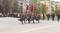 Парад на площади Металлургов