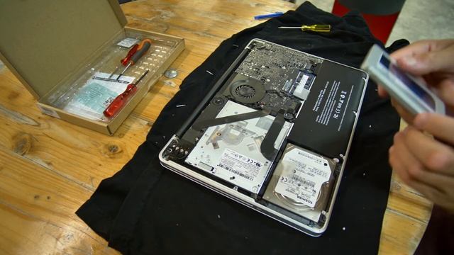 Comment changer disque dur ssd macbook pro mi 2012