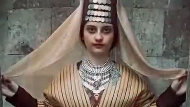 Taraz Art - Armenian traditional costume