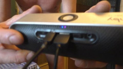 "Вечный" двигатель. "Самозаряд" устройства через USB кабель