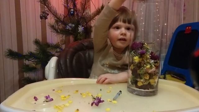 Делаем красоту из прозрачной вазы и засохшего букета - Лика Хурция