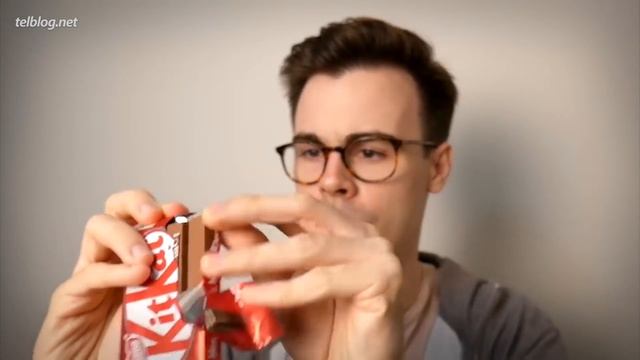 SNICKERS vs KITKAT
