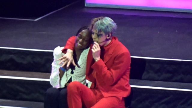 JACKSON WANG Sings With Lucky Fan - I Love You 3000 - Eventim Apollo, LONDON - 12 January 2023
