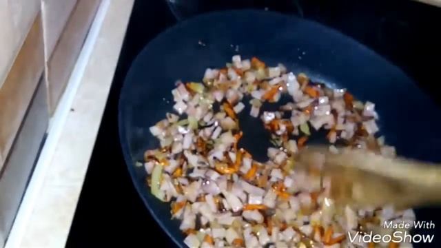 Смачний суп с ковбаскою!Просто