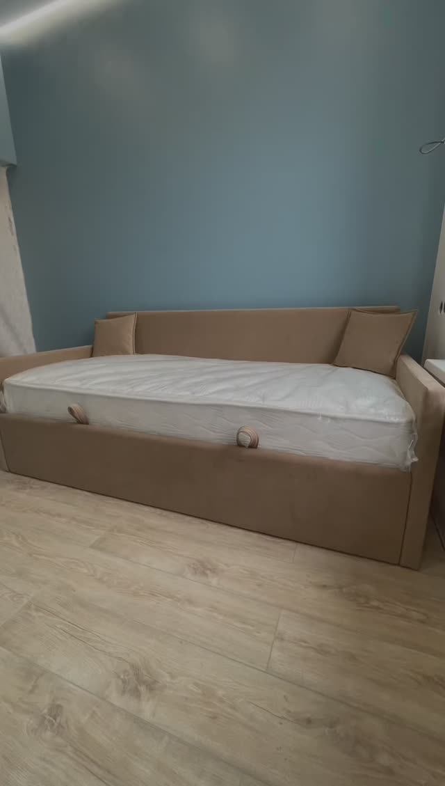 Кровать-диван в детскую