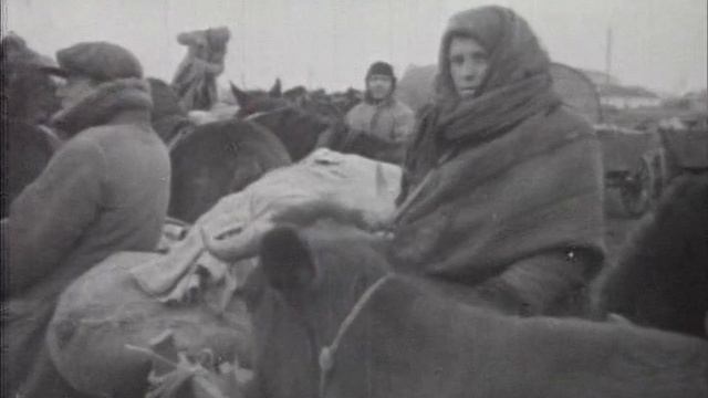 Советские беженцы от наступающей Красной Армии