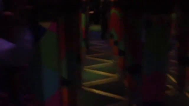Зеркальный лабиринт SKY MAZE в семейном занимательном парке KIDOИжевск