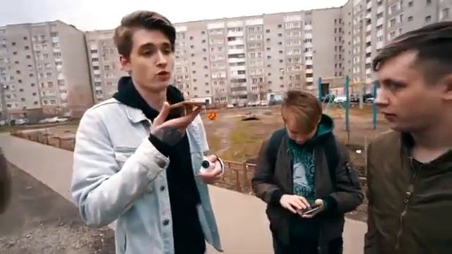 БОГАТЫЙ ШКОЛЬНИК РАЗБИЛ АЙФОН ИКСЕС МАХ