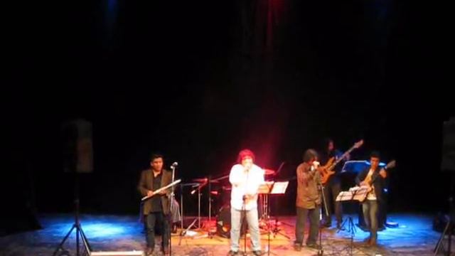 La Toma del desierto ( la masa , alas de colibrí )