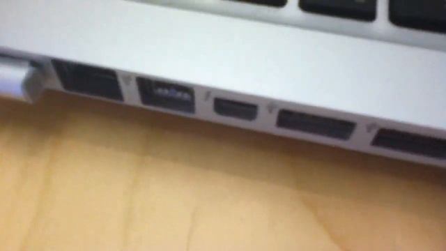 Apple MacBook Pro 2011 13 (Aluminum) Review