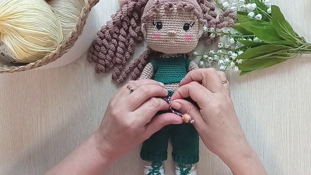Моя первая кукла вязаная крючком