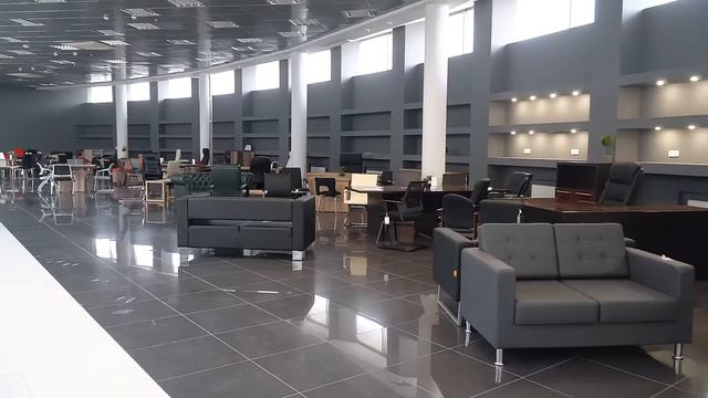 Секция офисной мебели и диванов - Салон офисных кресел "KingStyle" на 1300 м²