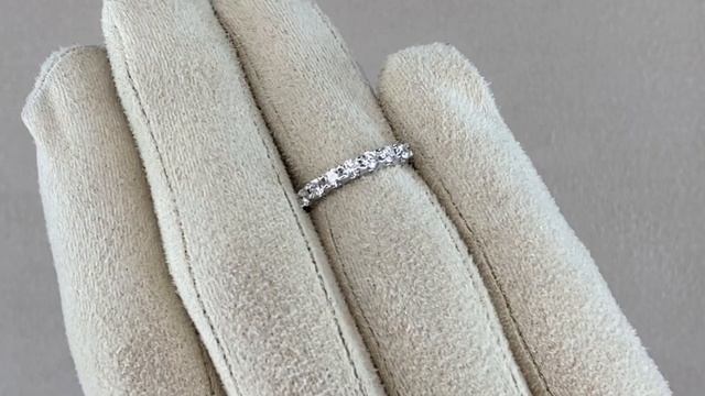 Кольцо обручальное из белого золота с бриллиантами *К0342-220*