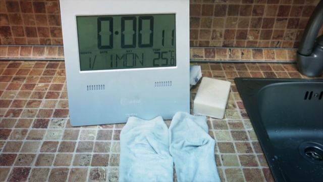 Как отстирать белые вещи?