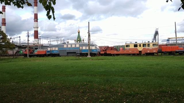 Автомотрисы и мотовозы в движении ст. Предпортовая 11.09.2020г.
