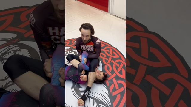 Бразильское джиу-джитсу / рычаг локтя / треугольник / удушающий #bjj #бжж #городвладимир #грэпплинг