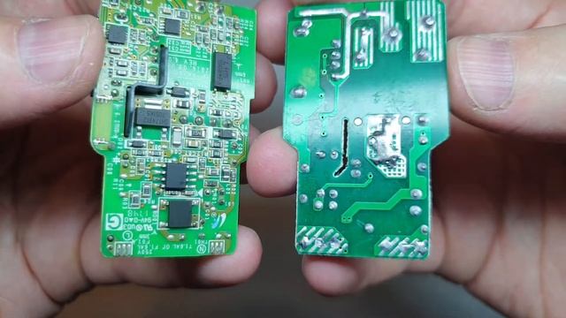 Вскрыл оригинальную зарядку Samsung и фейк с AliExpress