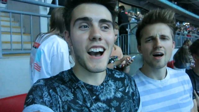 Youtubers See One Direction Live!