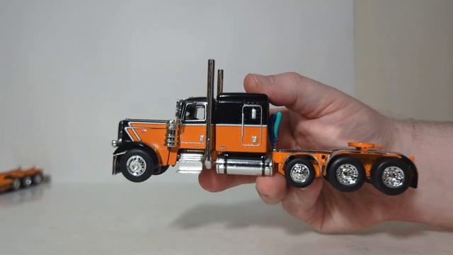 1/64 Scale DCP by First Gear Peterbilt 389 Flat Top Sleeper & Fontaine Magnitude With Jeep & Stinge