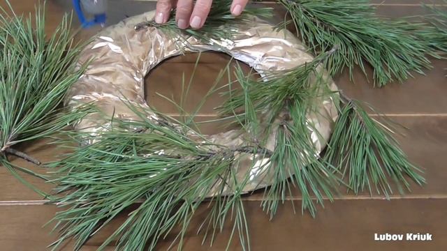 Новогодний венок  Рождественский венок  Венок из шишек сосновых  веток