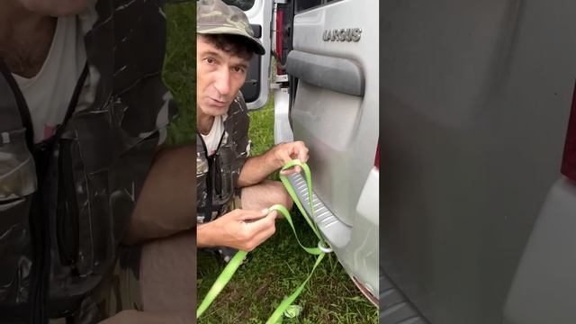 Вот как надо привязывать буксировочный трос ?