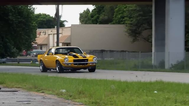 1973 Chevrolet Camaro Z/28 Test Drive  (Brutal Sound)